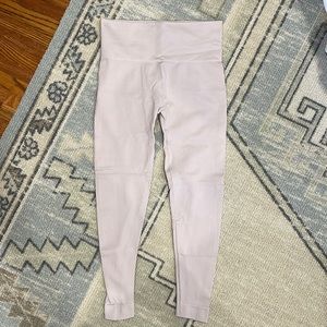 EUC SET ACTIVE SCULPTFLEX LEGGINGS LIGHT PINK PURPLE MEDIUM + SMALL BRA